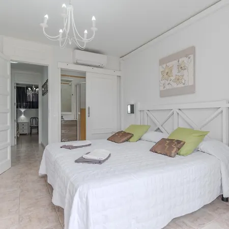 Апартаменти Go2tenerife Apart'ada Santiago 2 *